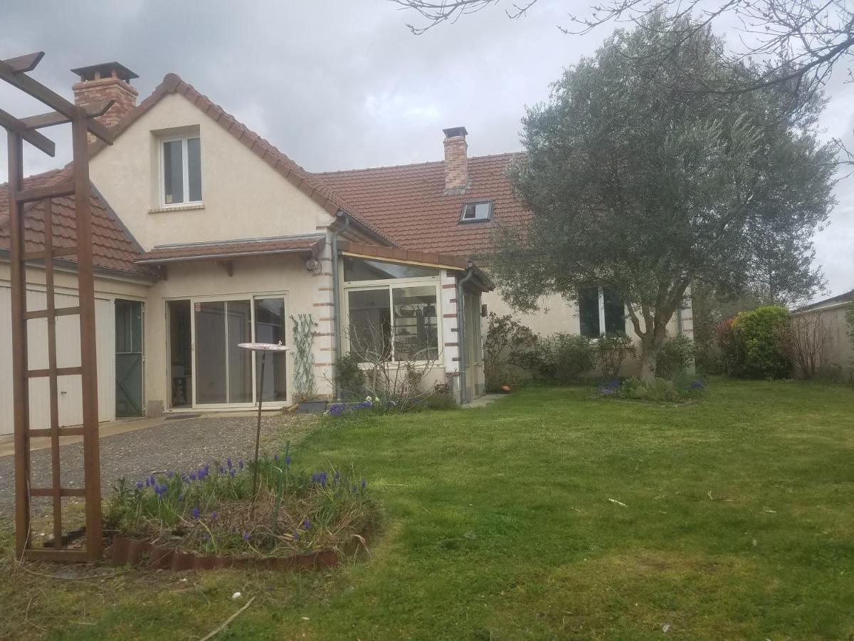 Ferienwohnung Chez Bea Saint-Ouen-en-Belin Exterior foto